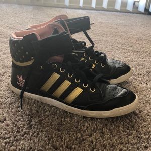 High top adidas  dress tennis shoes